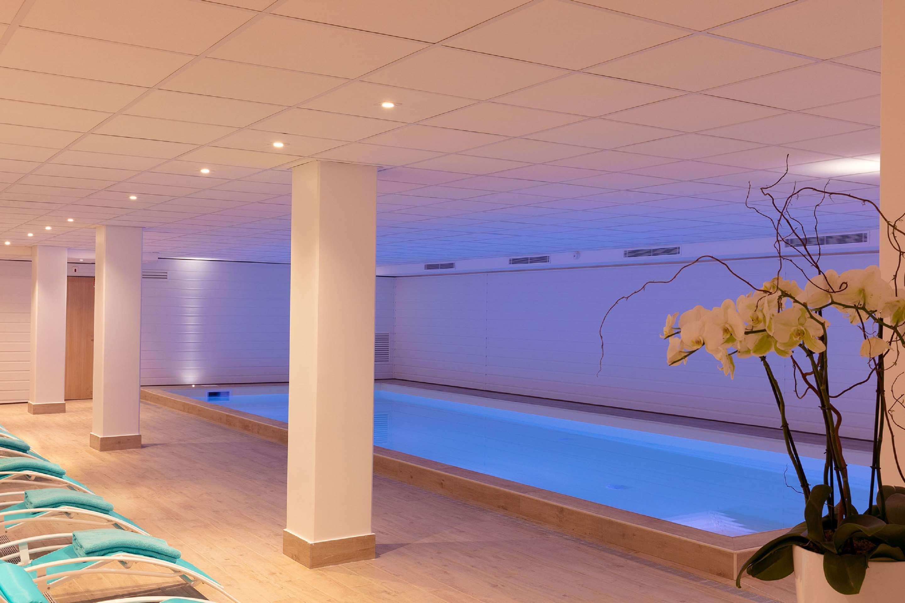 Best Western Plus Hotel Escapade Senlis Exterior photo