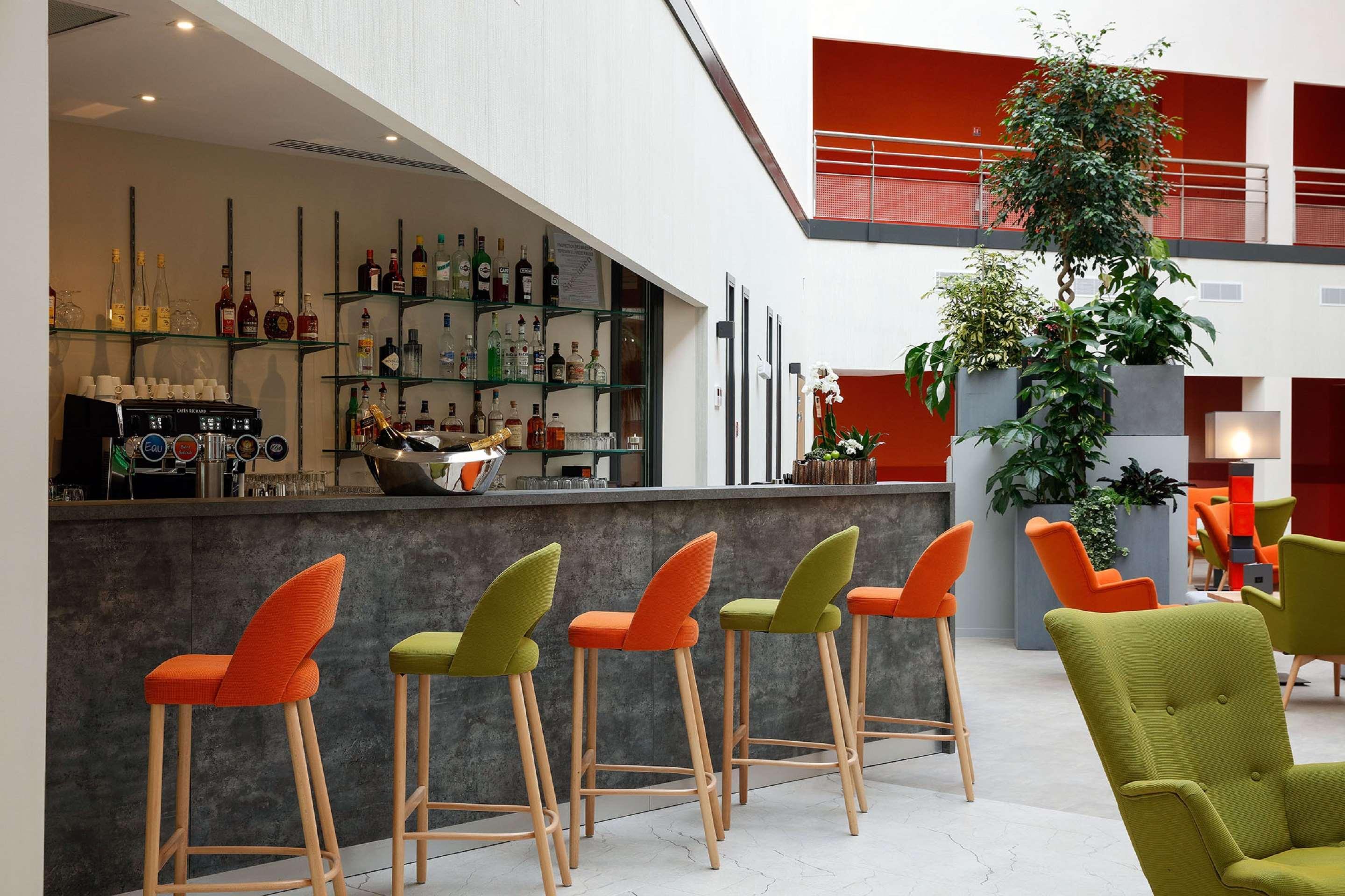 Best Western Plus Hotel Escapade Senlis Exterior photo