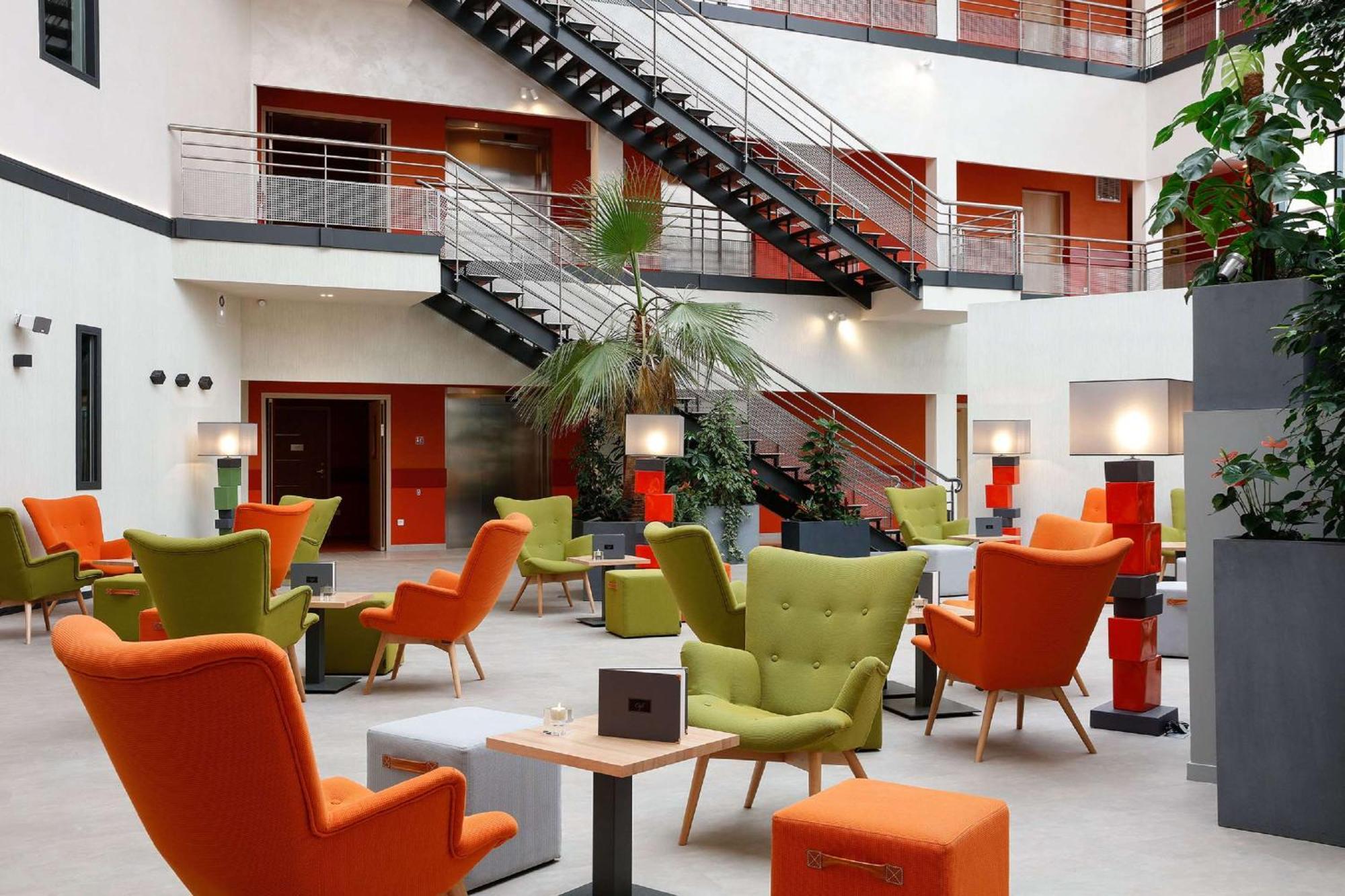 Best Western Plus Hotel Escapade Senlis Exterior photo