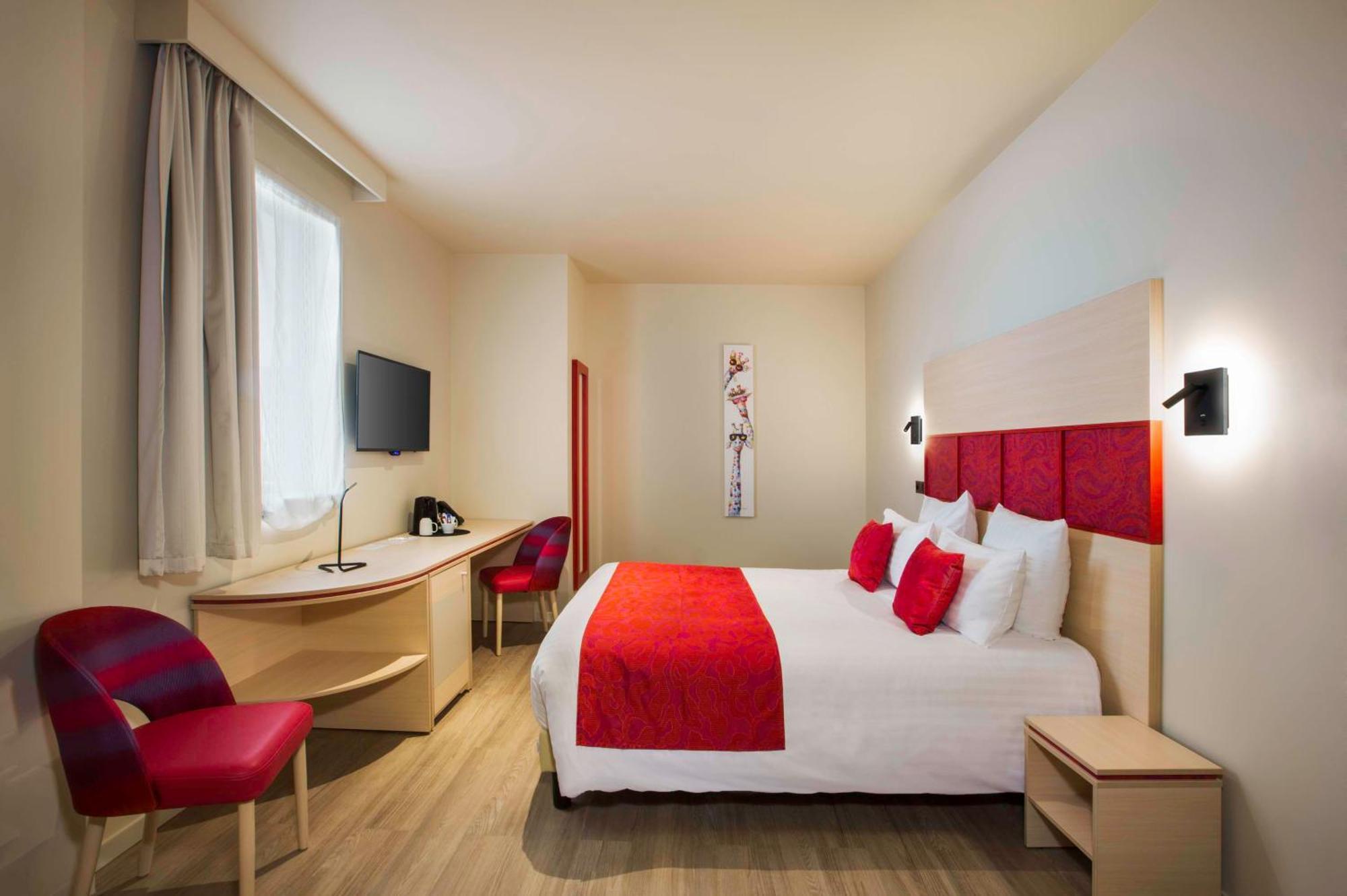 Best Western Plus Hotel Escapade Senlis Exterior photo